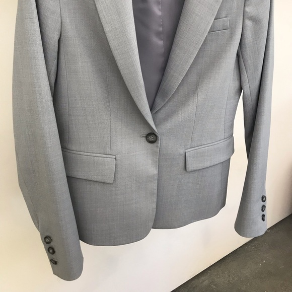 Theory light grey blazer - Picture 6 of 7